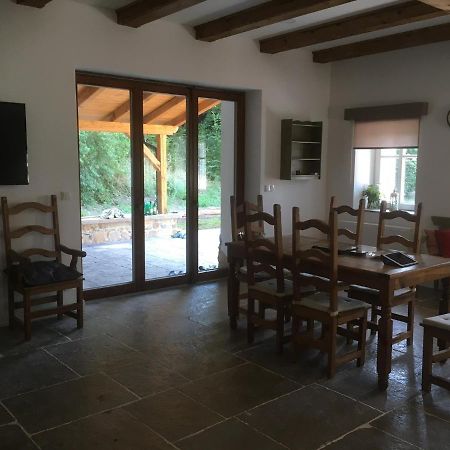 The Retreat Villa Zdarky Dış mekan fotoğraf